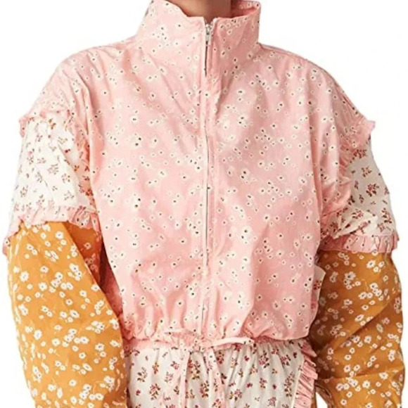 Bandier x Sincerely Jules The Wilder Nylon Jacket last in stock - Picture 2 of 4